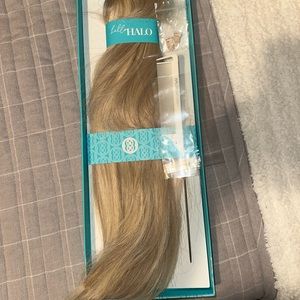 Halo Couture hair extensions. Only worn a few times. Very well maintained.